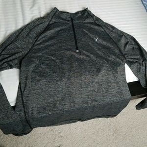 Old navy active full sleeve tee